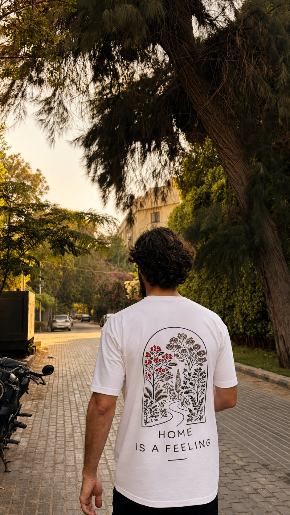 White Maadi T-shirt
